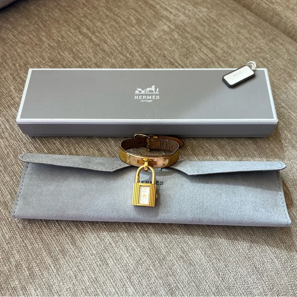 HERMES KELLY Watch Womens Gold Plated Yellow Leather Band - Picture 2 of 9